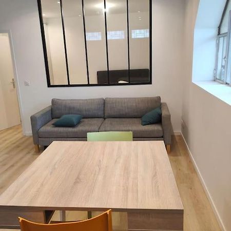 Logement Complet A Villeurbanne Exterior photo